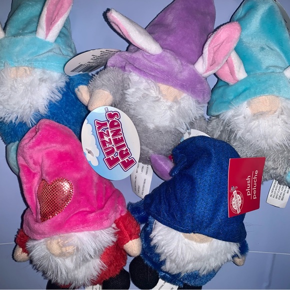 Lot Of 5 PLUSH 6" Fuzzy Friends Stuffed GNOMES 3 Easter, 1 Valentines 1 Blue NWT - Picture 3 of 3